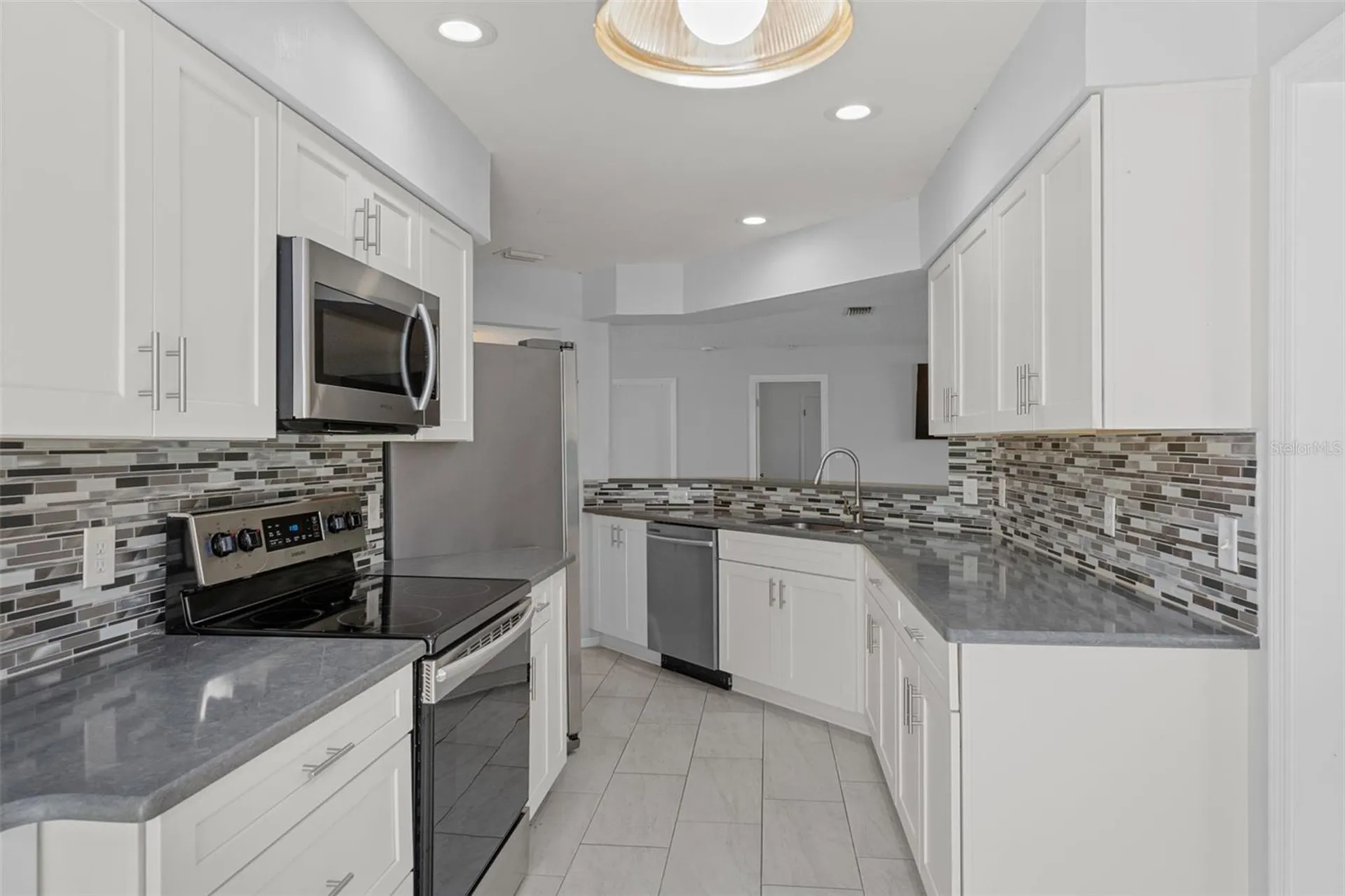 3644 N Laurelwood Loop Beverly Hills FL 34465