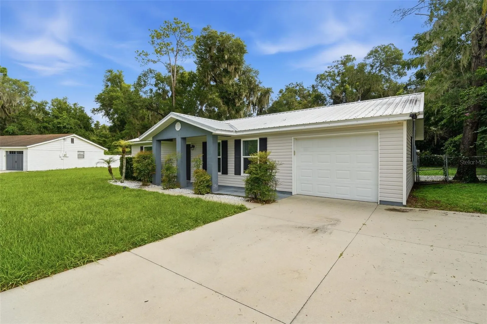 368 E Chelsea Street Deland FL 32724