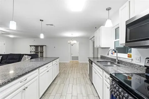 368 E Chelsea Street Deland FL 32724