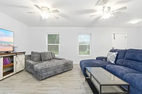 368 E Chelsea Street Deland FL 32724