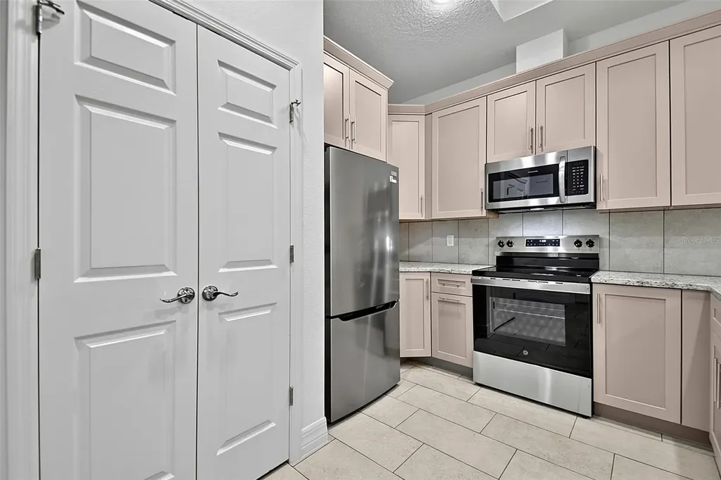 14 Ullynn Place Palm Coast FL 32164