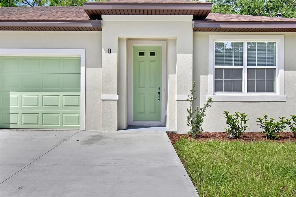 14 Ullynn Place Palm Coast FL 32164