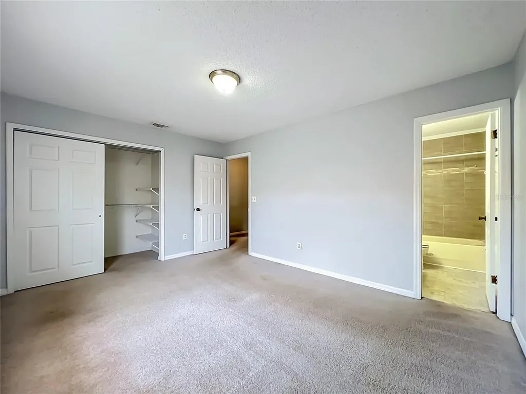 1604 Little Falls Circle Orlando FL 32807