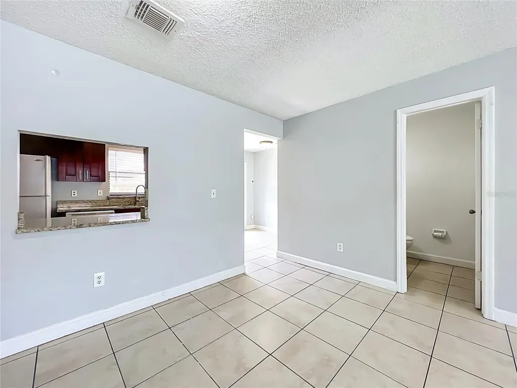 1604 Little Falls Circle Orlando FL 32807