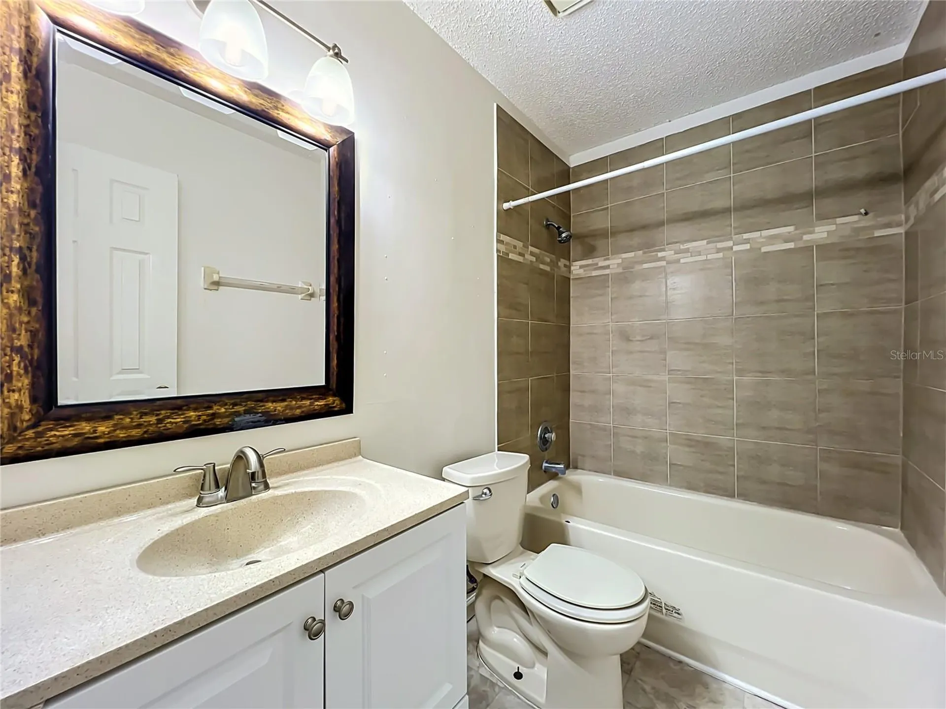 1604 Little Falls Circle Orlando FL 32807