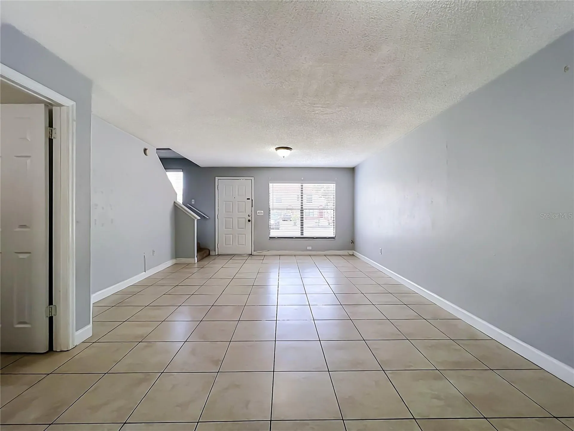 1604 Little Falls Circle Orlando FL 32807