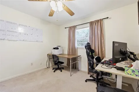 4628 NW 40th Street Gainesville FL 32606