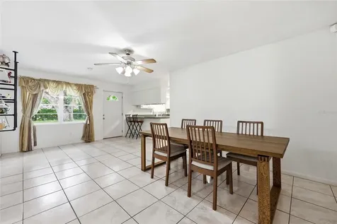 4628 NW 40th Street Gainesville FL 32606