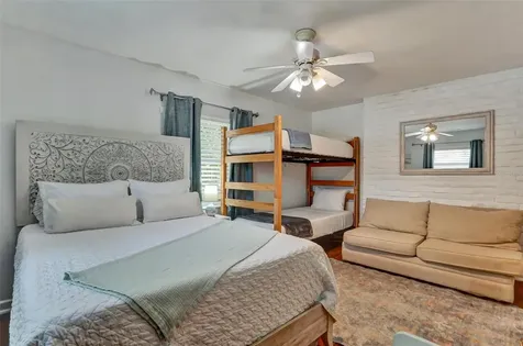 7716 Dartmouth Avenue N St Petersburg FL 33710