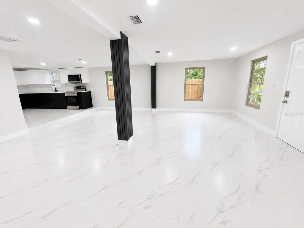 4311 N 25th Street Tampa FL 33610