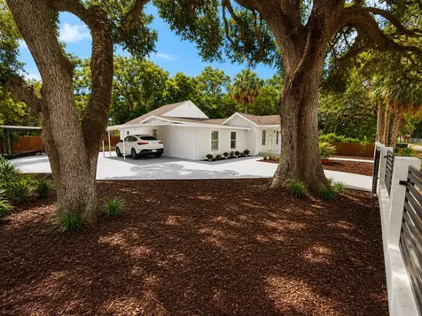 4311 N 25th Street Tampa FL 33610