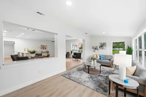 6324 Case Avenue Bradenton FL 34207