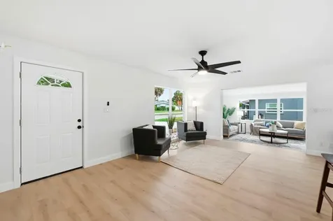 6324 Case Avenue Bradenton FL 34207