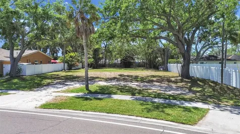 5438 Bayou Grande Boulevard NE St Petersburg FL 33703
