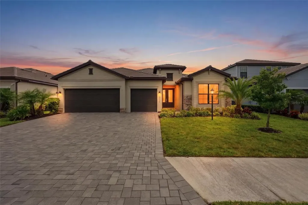 15335 Serene Shores Loop Bradenton FL 34211