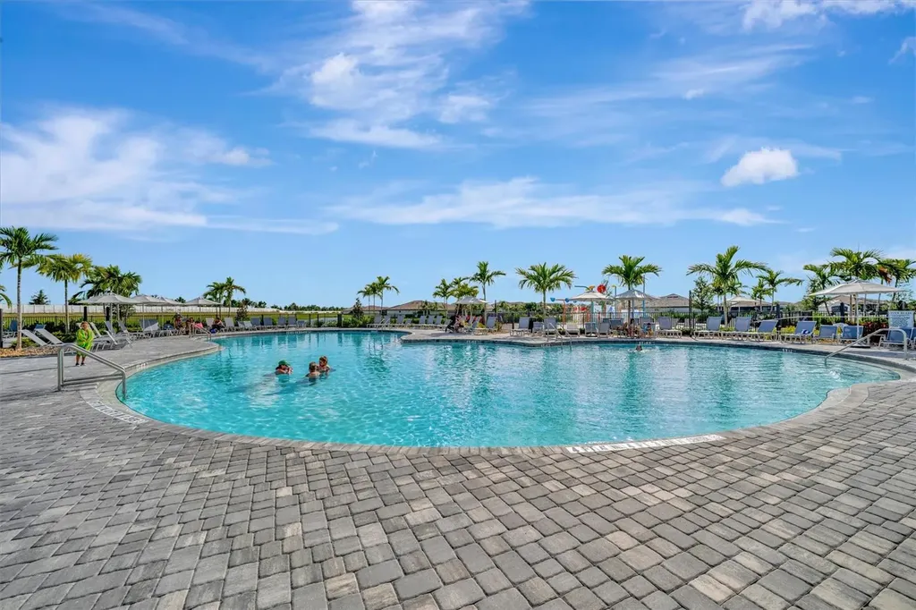 15335 Serene Shores Loop Bradenton FL 34211