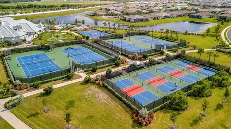 15335 Serene Shores Loop Bradenton FL 34211