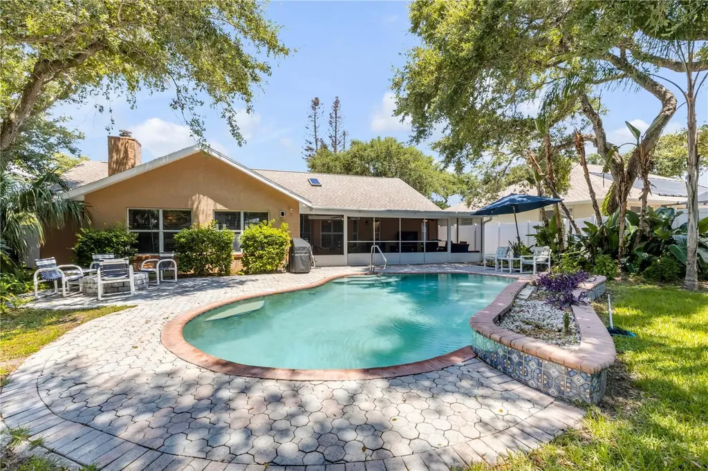 815 E 7th Avenue New Smyrna Beach FL 32169