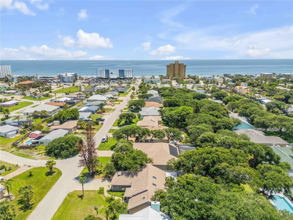 815 E 7th Avenue New Smyrna Beach FL 32169