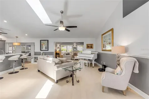 815 E 7th Avenue New Smyrna Beach FL 32169