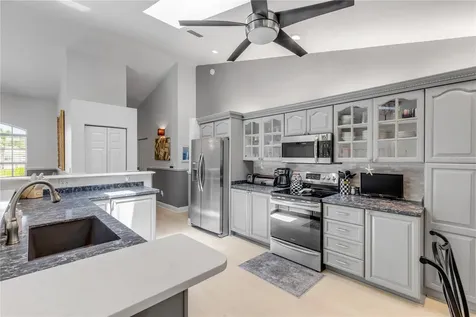 815 E 7th Avenue New Smyrna Beach FL 32169