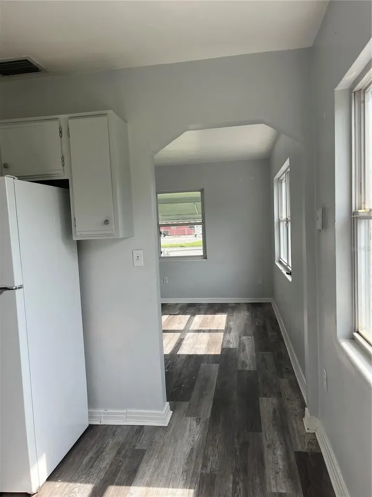 1206 E Canal Street Mulberry FL 33860
