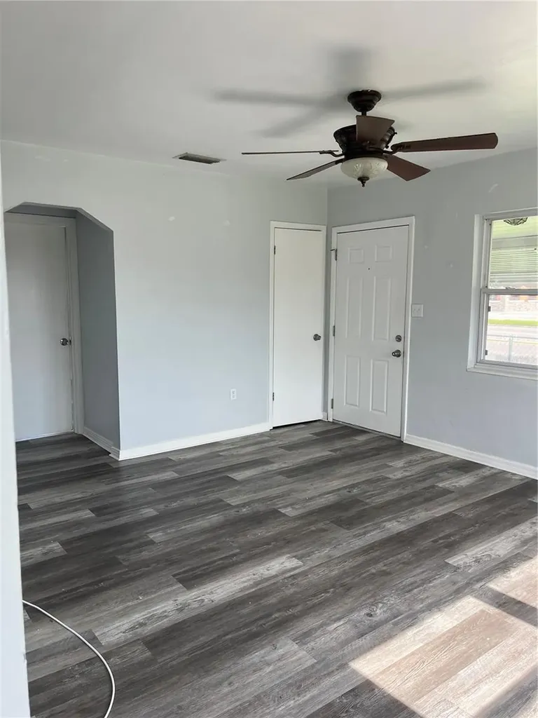 1206 E Canal Street Mulberry FL 33860