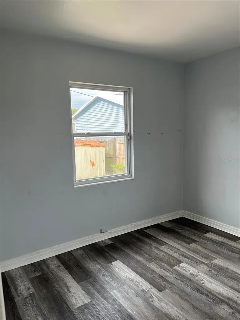 1206 E Canal Street Mulberry FL 33860
