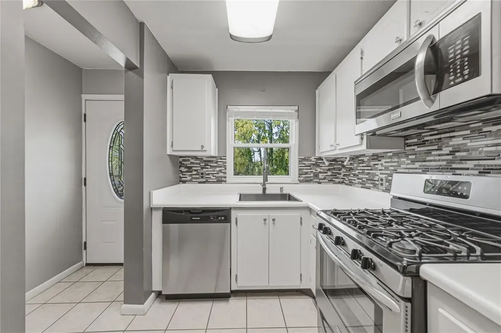 200 El Camino Drive Winter Haven FL 33884