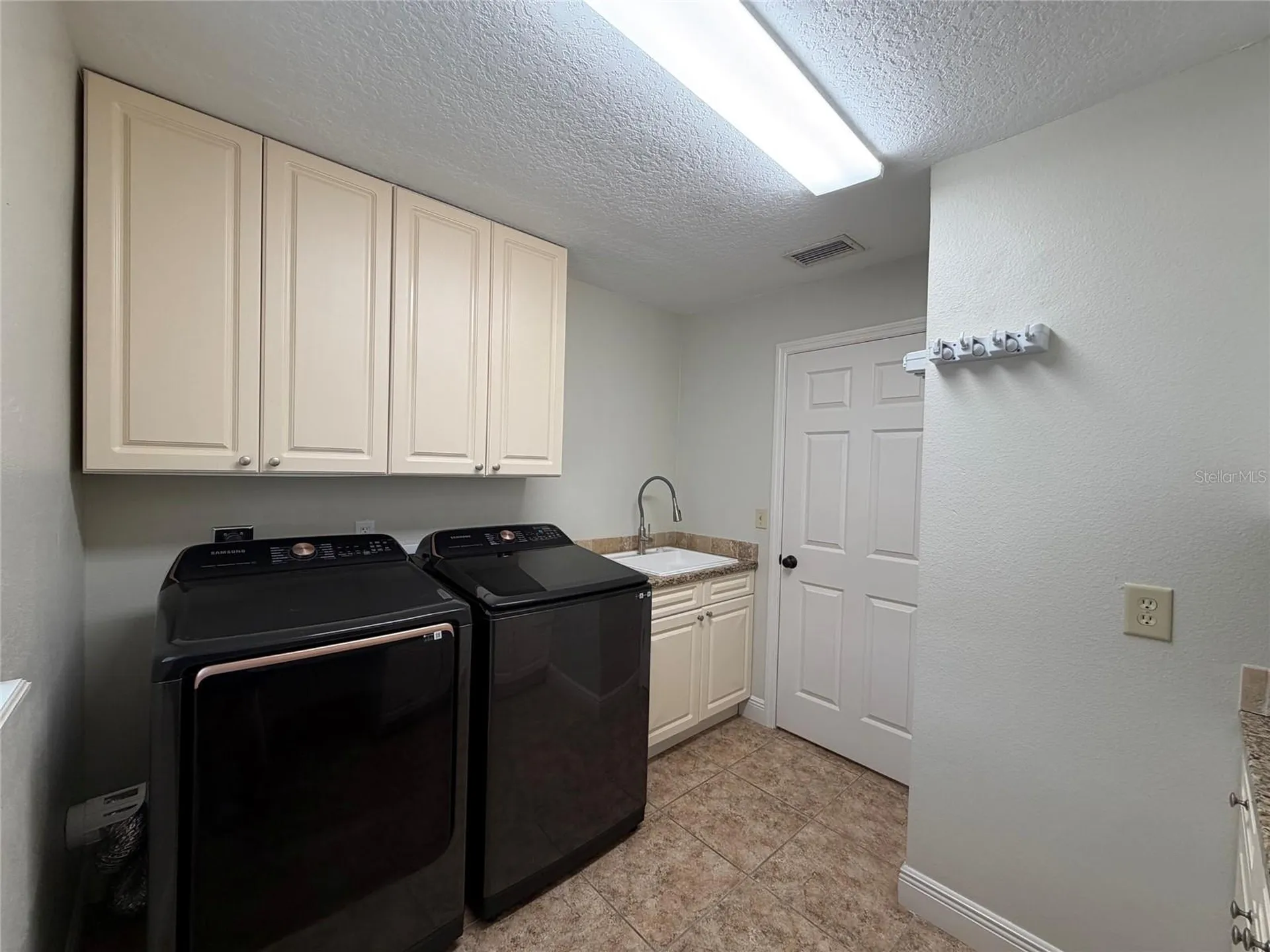 205 S Woodland Street Winter Garden FL 34787