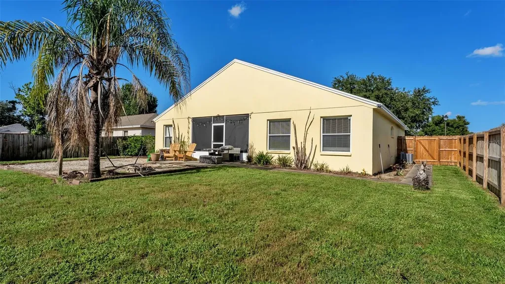 7493 Briarbay Loop Lakeland FL 33810