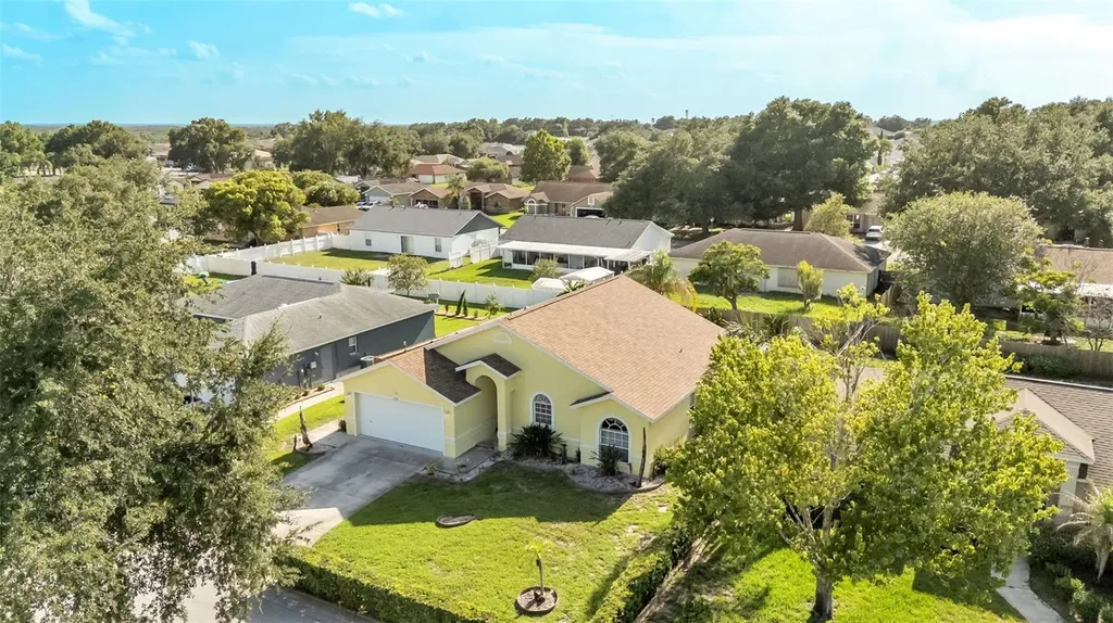 7493 Briarbay Loop Lakeland FL 33810