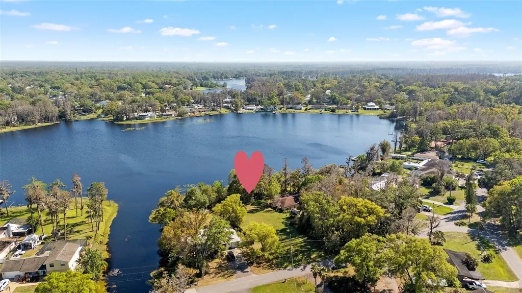 18703.5 Lakeshore Drive Lutz FL 33549