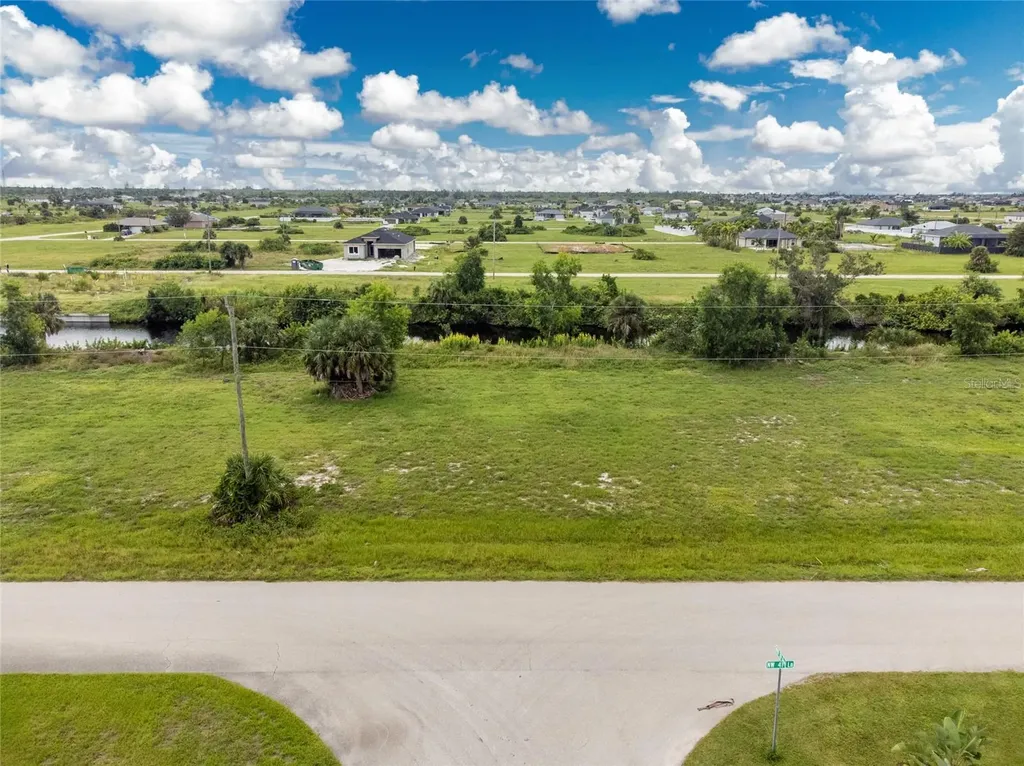 3902 NW 41st Lane Cape Coral FL 33993