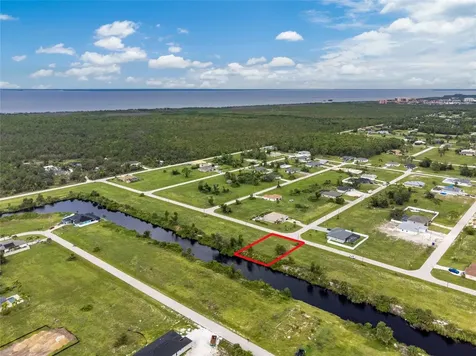 3902 NW 41st Lane Cape Coral FL 33993