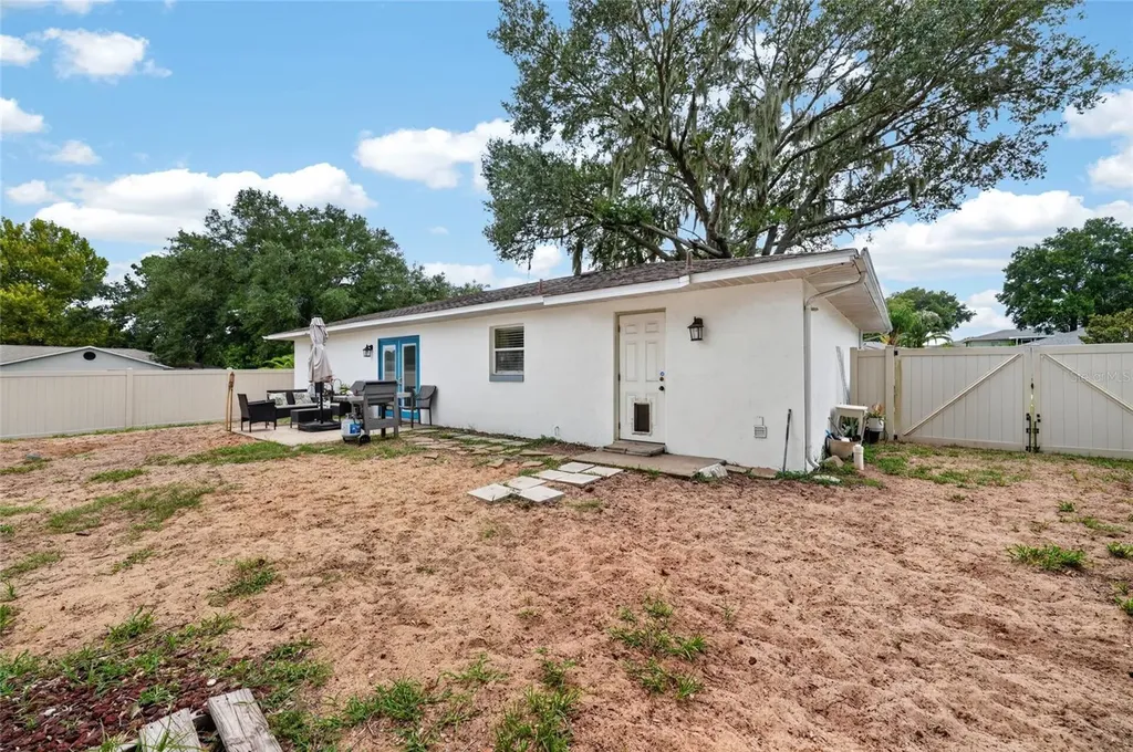 599 Magnolia Ridge Avenue Tavares FL 32778