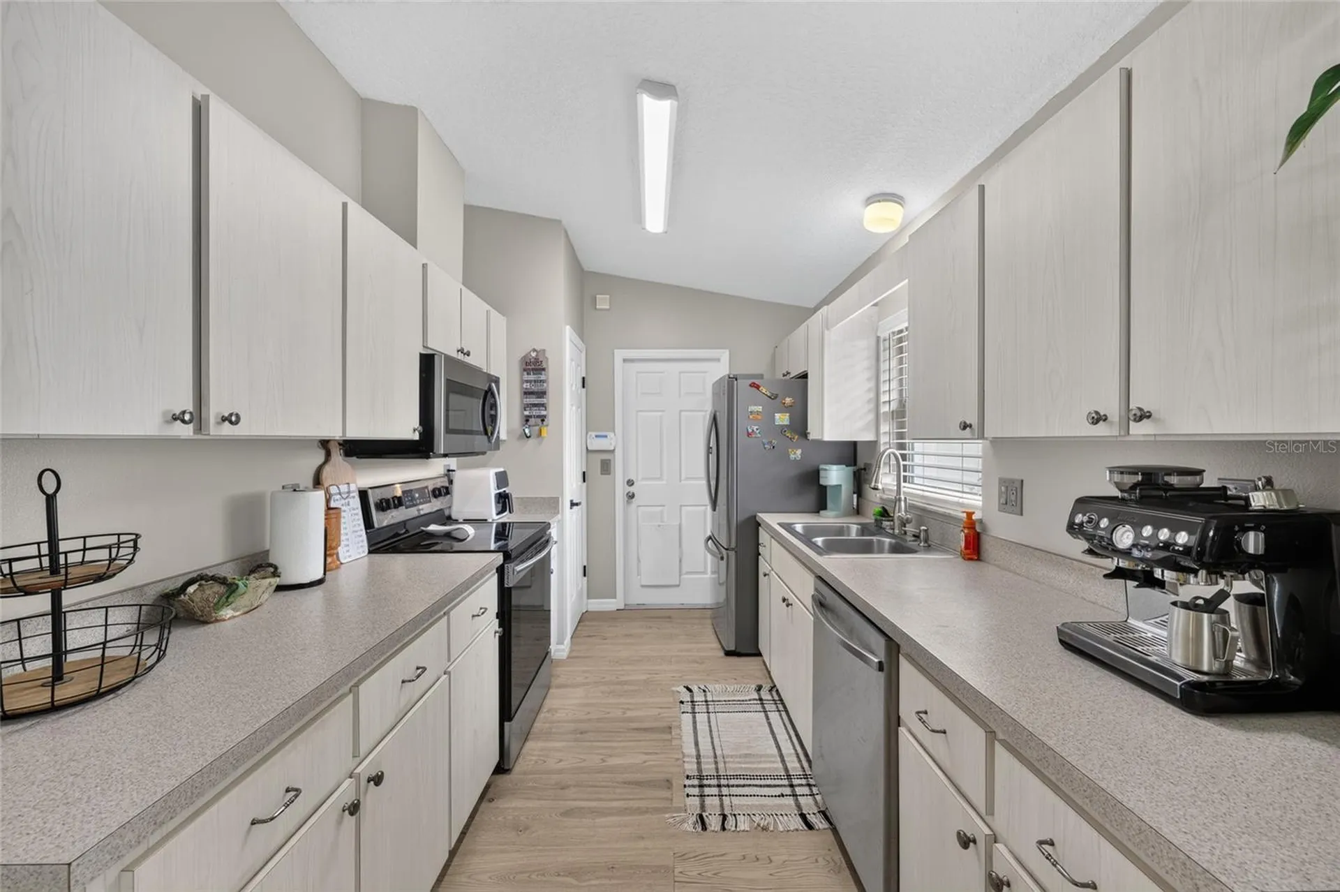 599 Magnolia Ridge Avenue Tavares FL 32778