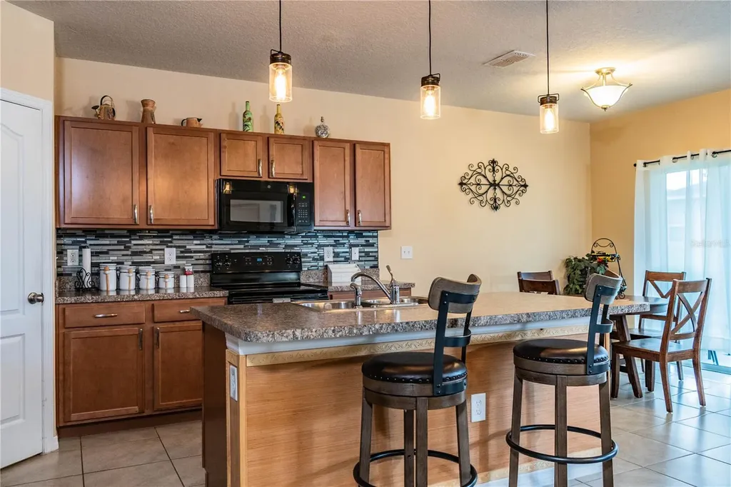 256 Oleander Street Winter Haven FL 33881