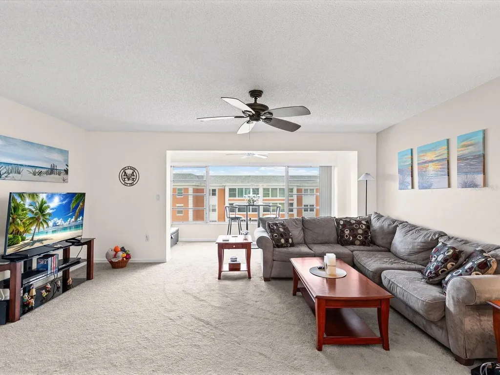 6800 20th Avenue N St Petersburg FL 33710