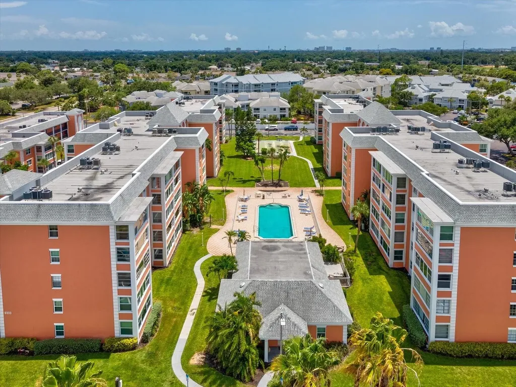 6800 20th Avenue N St Petersburg FL 33710