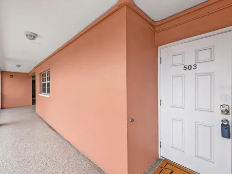6800 20th Avenue N St Petersburg FL 33710