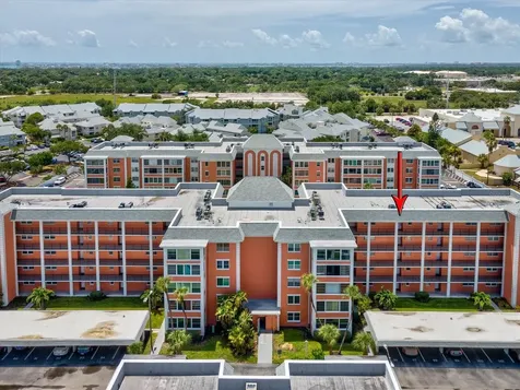 6800 20th Avenue N St Petersburg FL 33710