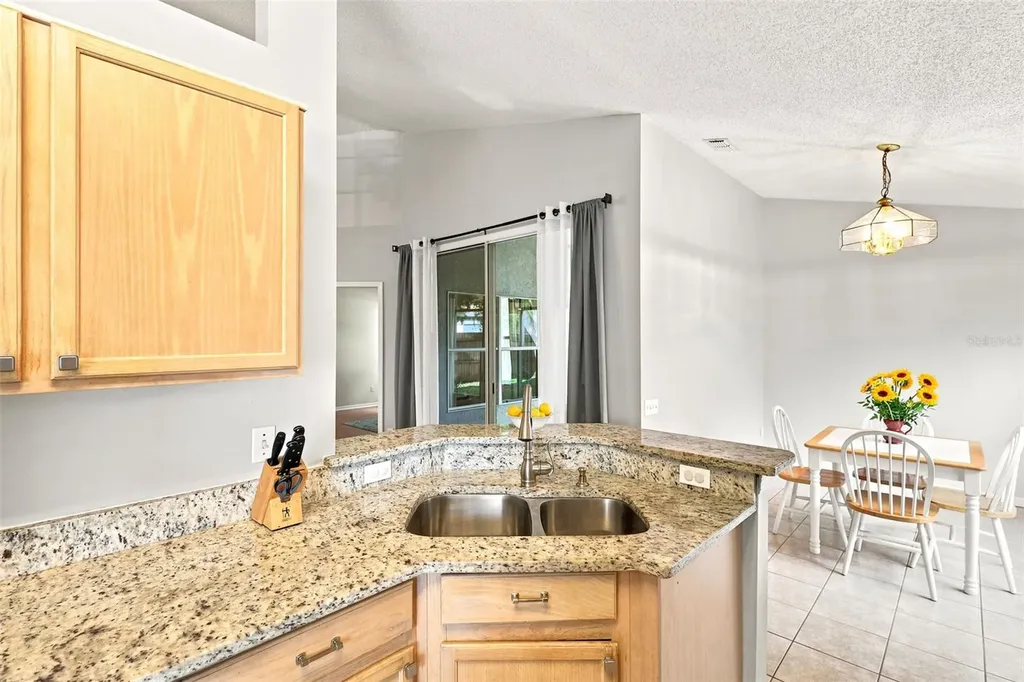 10718 Cherry Oak Circle Orlando FL 32817