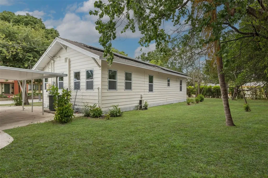 4660 7th Avenue N St Petersburg FL 33713