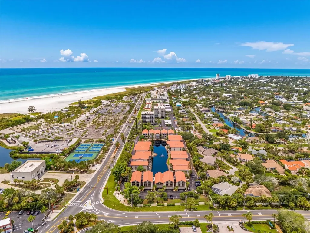 1135 Lake House Circle Sarasota FL 34242
