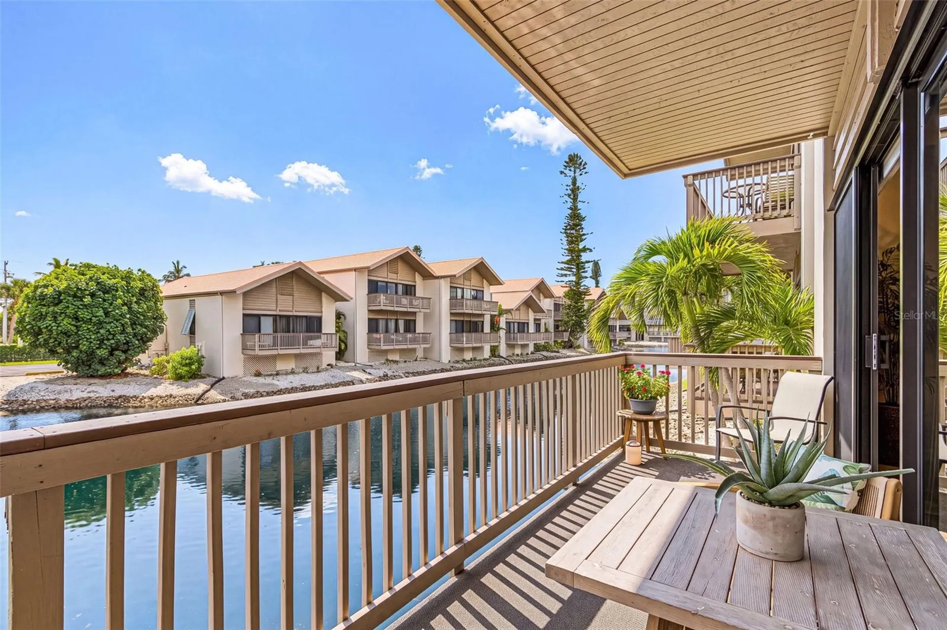1135 Lake House Circle Sarasota FL 34242