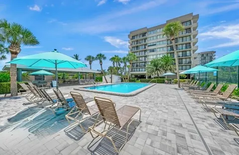 1135 Lake House Circle Sarasota FL 34242