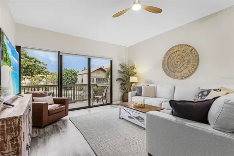 1135 Lake House Circle Sarasota FL 34242