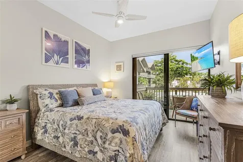 1135 Lake House Circle Sarasota FL 34242