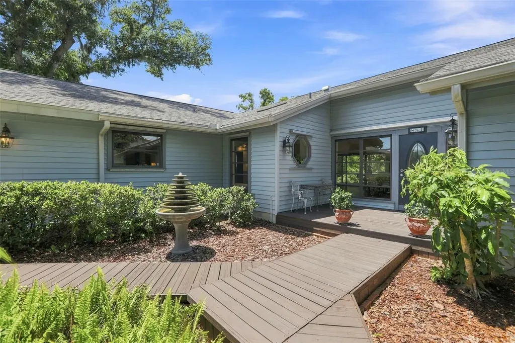 881 Pinto Circle Nokomis FL 34275